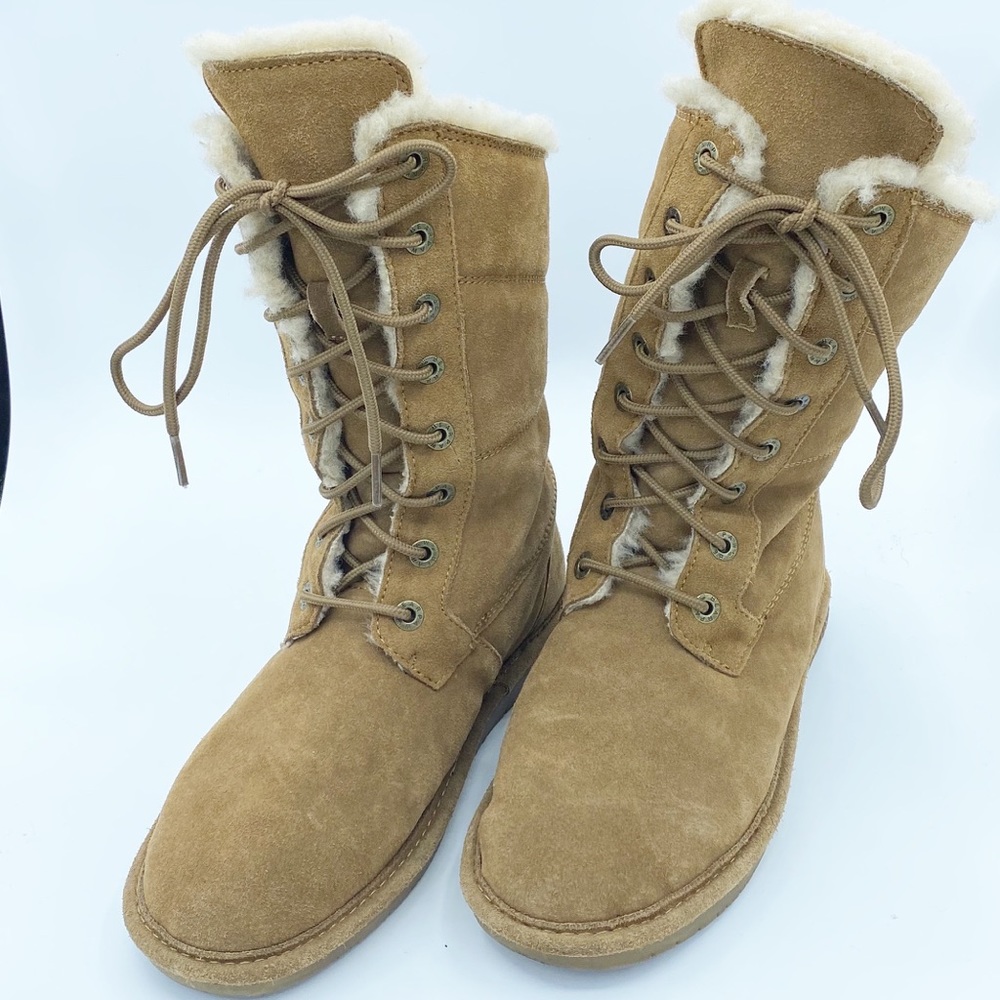 BearPaw Lace up Fur Boots, SZ 9